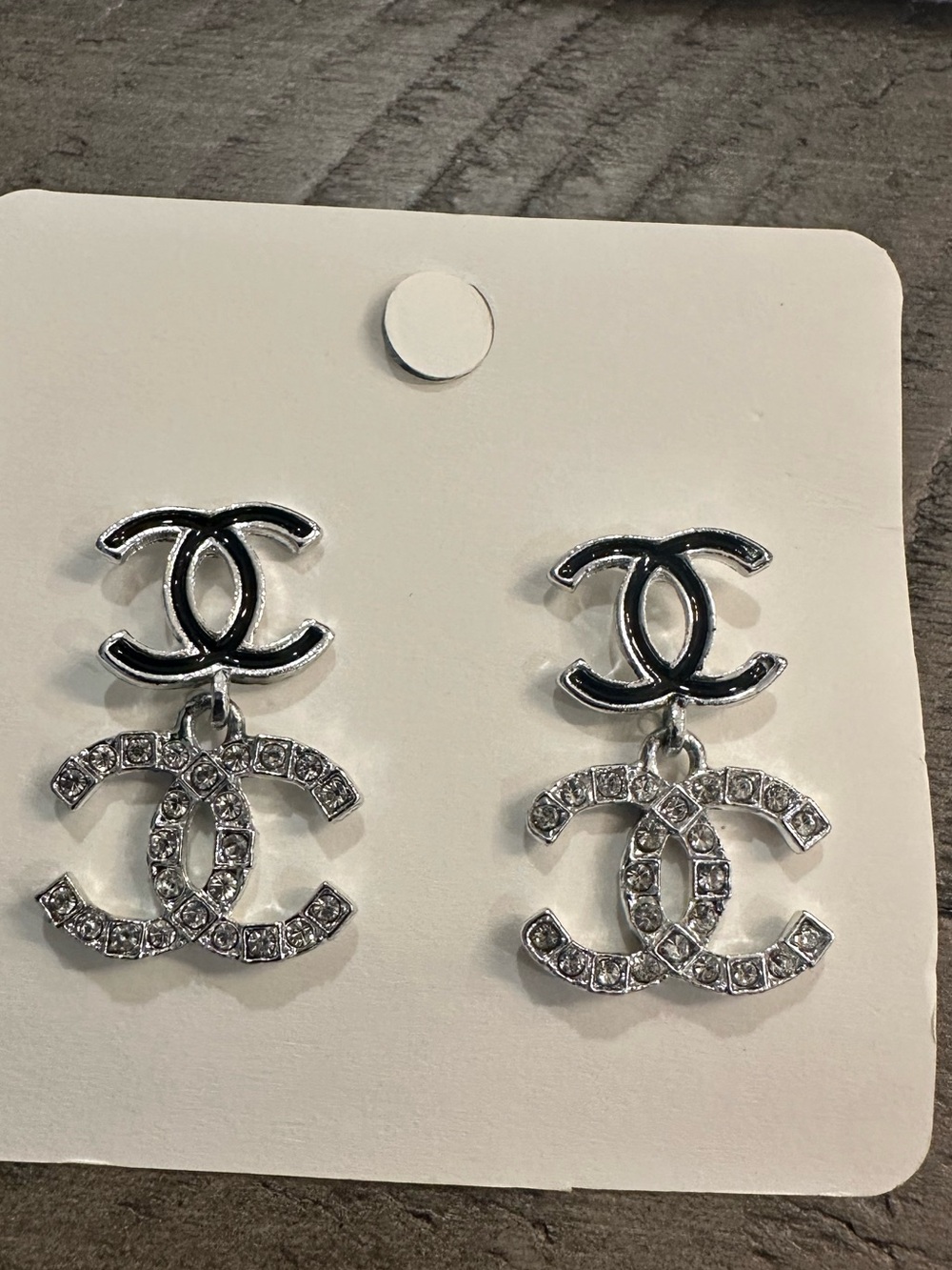 Pierced rhinestone earrings! NEW! Source unknown